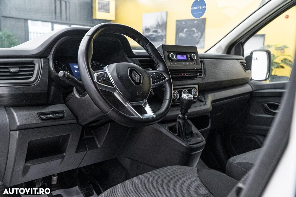 Renault Trafic 2.0 Blue dCi 110 S&S L2 8+1 Life - 7