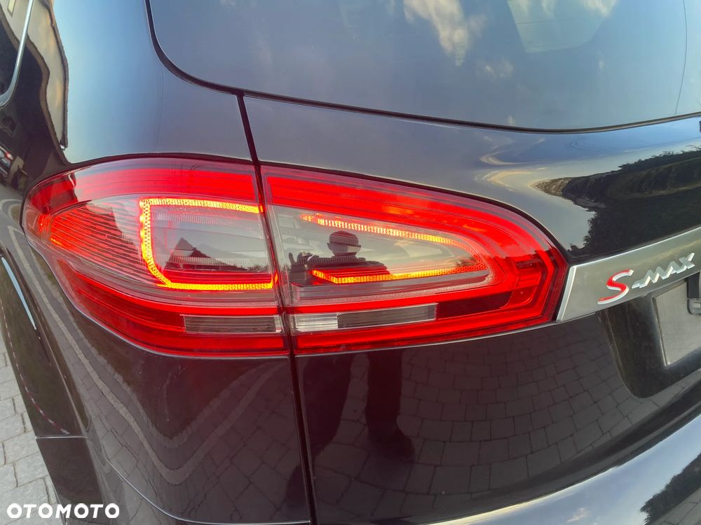 Ford S-Max 2.0 Titanium - 9