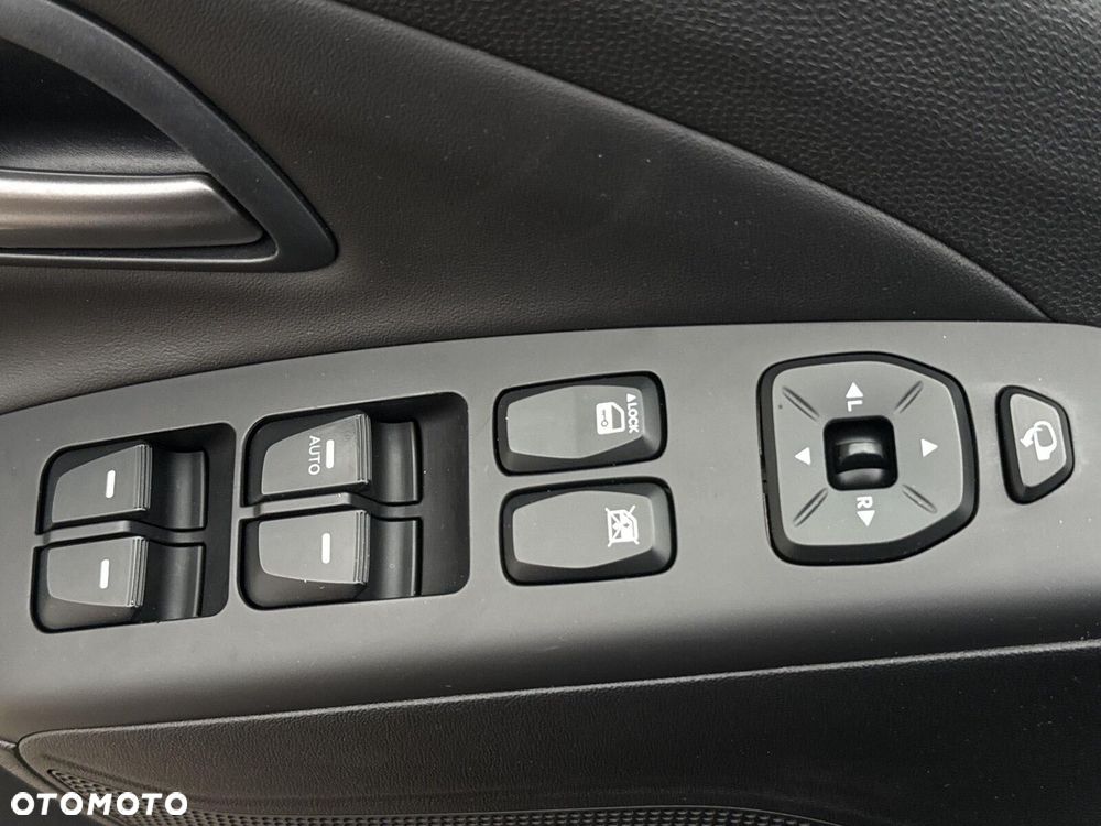 Hyundai ix35 2.0 CRDi Classic 2WD - 11