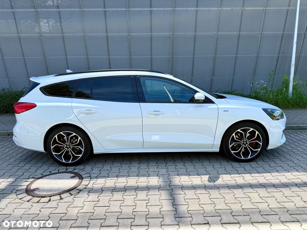 Ford Focus 1.5 EcoBoost STart-Stopp-System ST-LINE - 4