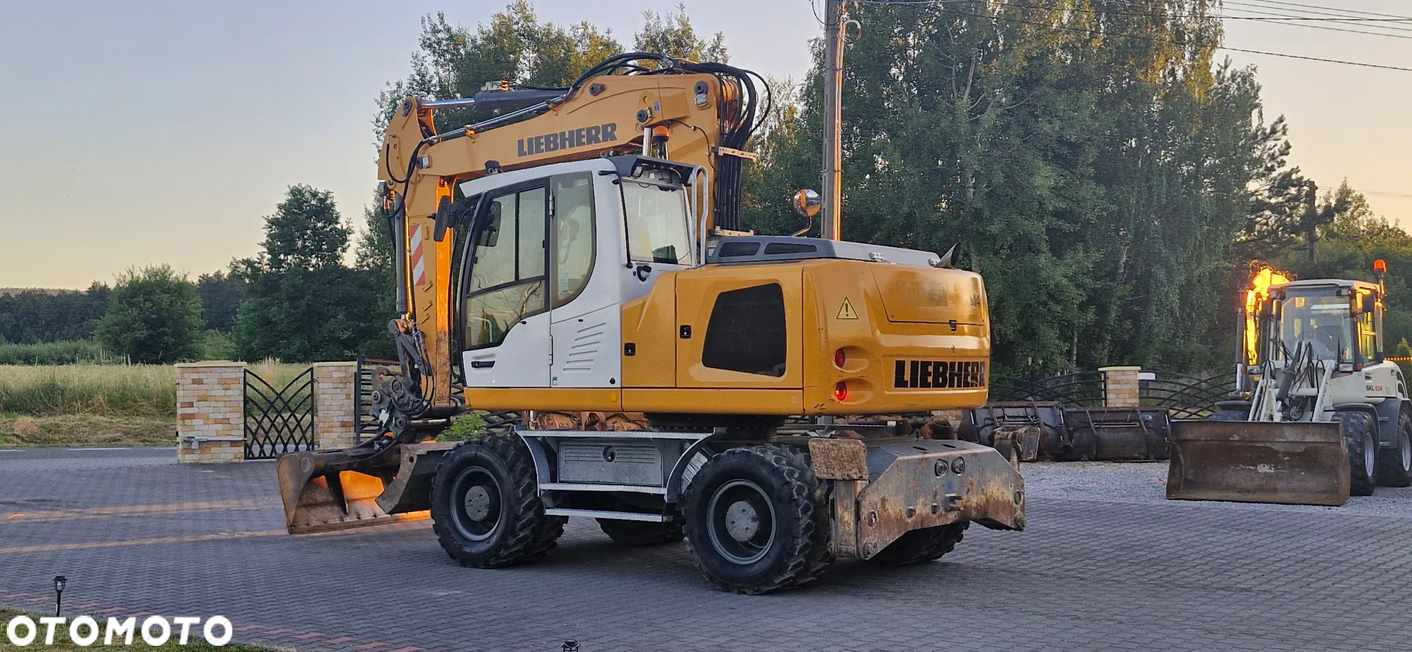 Liebherr A914/ Maszyna sprowadzona/ Super Stan/ Klima/ - 2