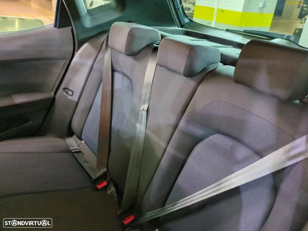 SEAT Arona 1.0 TSI FR - 9