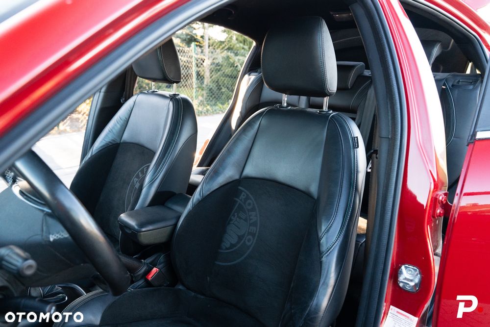 Alfa Romeo Giulietta 1.6 JTDM 16V Turismo - 31