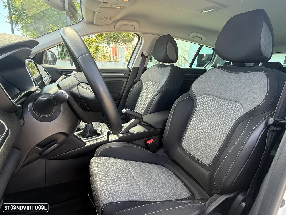 Renault Mégane Sport Tourer 1.5 Blue dCi Limited - 13