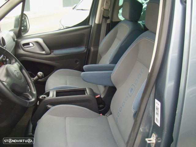 Citroën Berlingo 1.6 HDI FAP Multispace Exclusive - 30