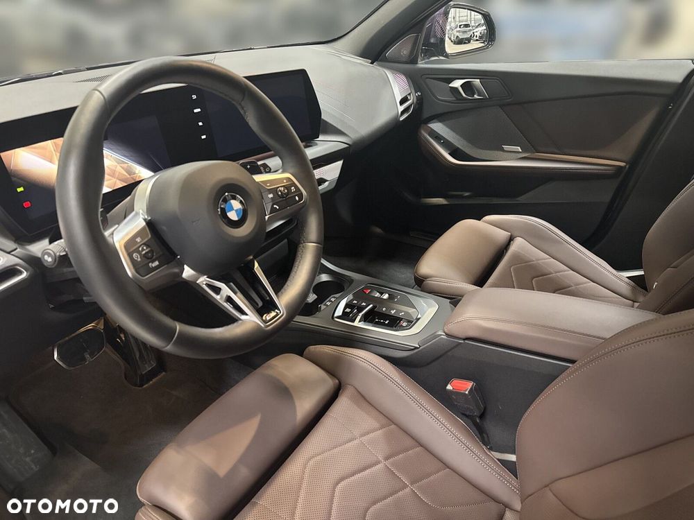 BMW Seria 1 120 mHEV - 10