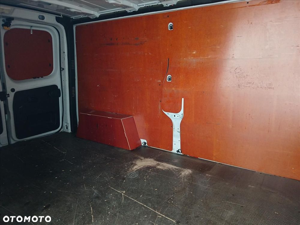 Renault trafic - 8