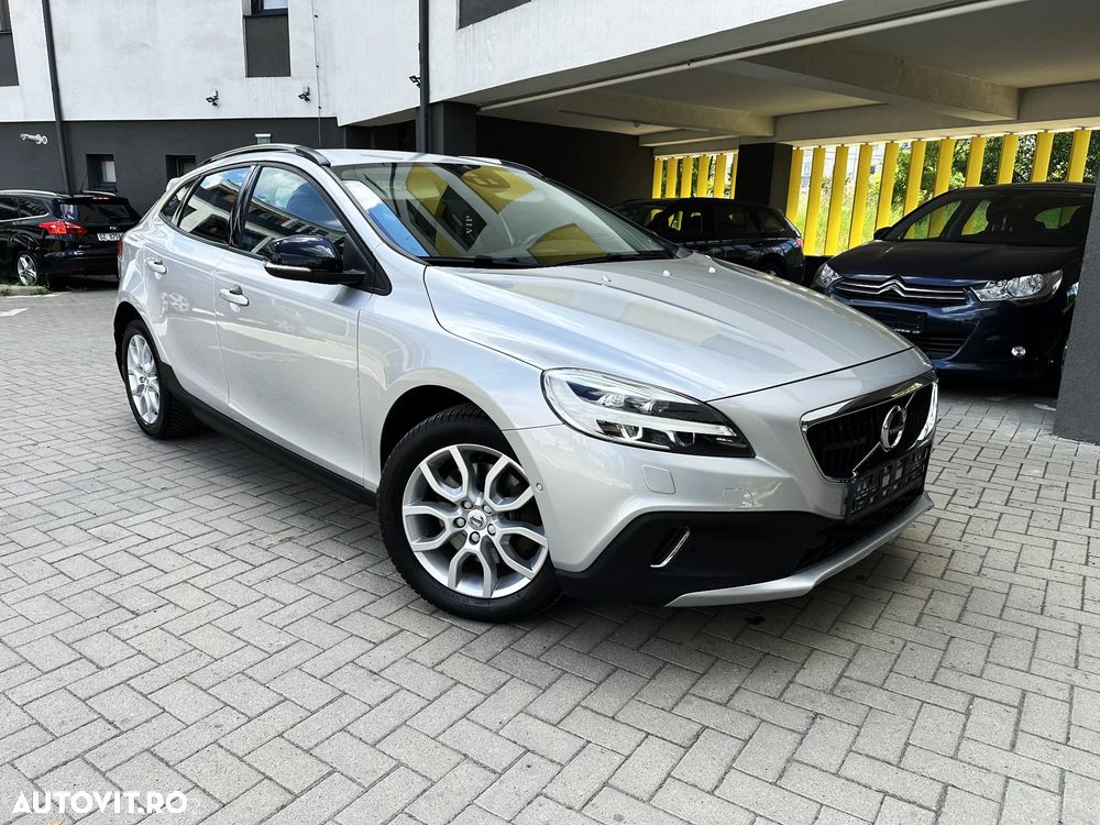 Volvo V40 D3 Aut Summum - 3