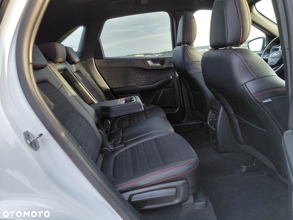 Ford Kuga 2.0 EcoBlue AWD ST-Line X - 16