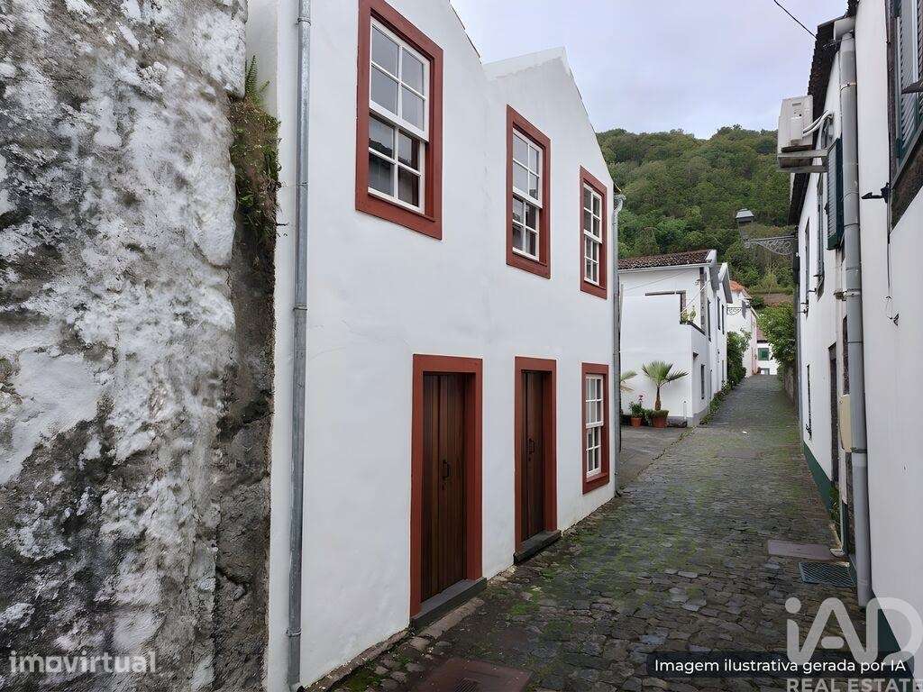 Casa / Villa T3 em Lajes do Pico de 90 m2 - Grande imagem: 2/23