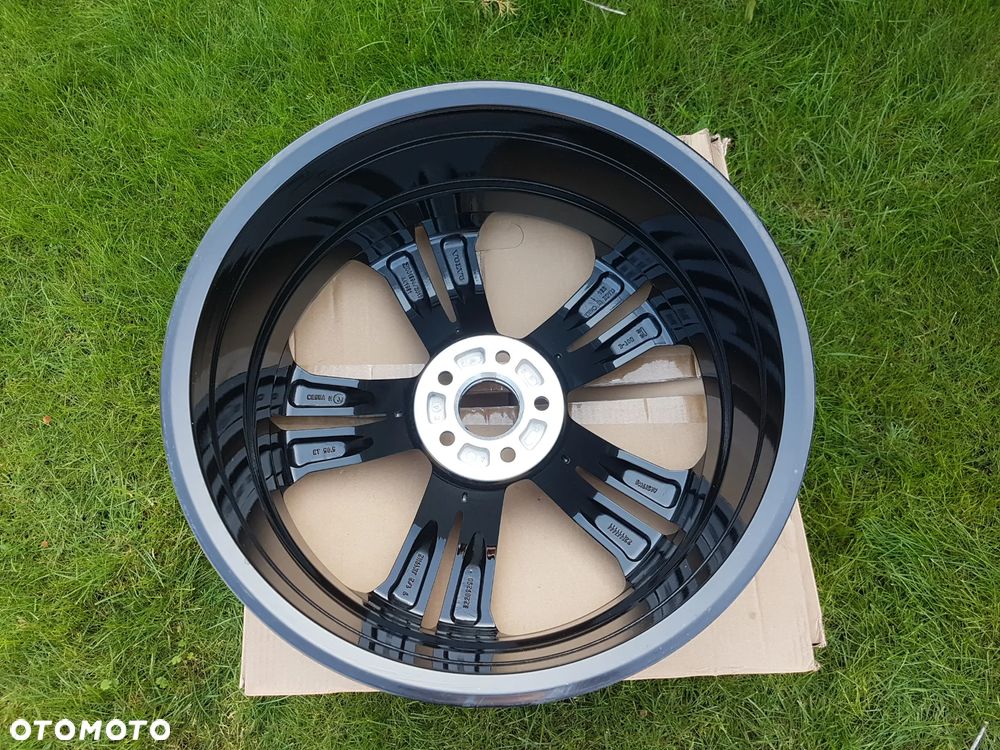 VOLVO XC40 XC60 FELGA ALUMINIOWA 7.5Jx19 ET50.5 - 2