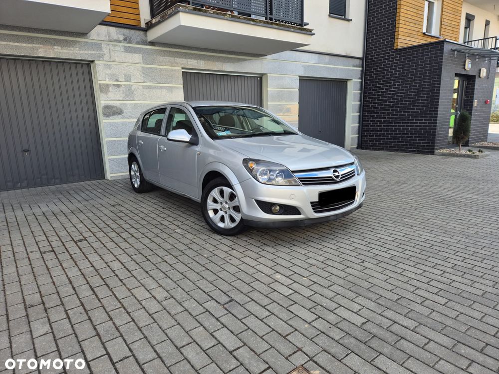 Opel Astra - 2