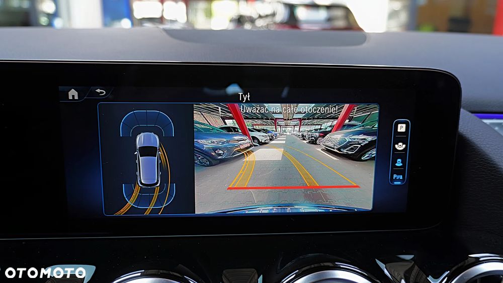 Mercedes-Benz GLA 200 - 24