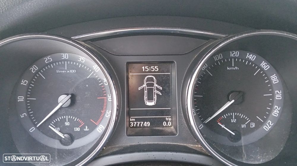 Skoda Superb Break 2.0 TDI Ambition - 8