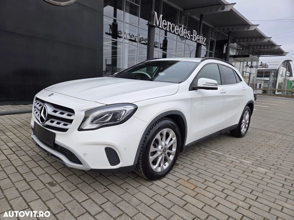 Mercedes-Benz GLA 200 d 4MATIC Aut. - 1