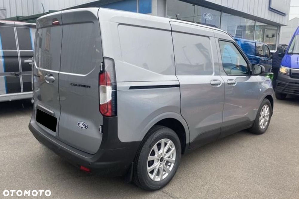 Ford Transit Courier Limited A7 1.0 125KM - 9
