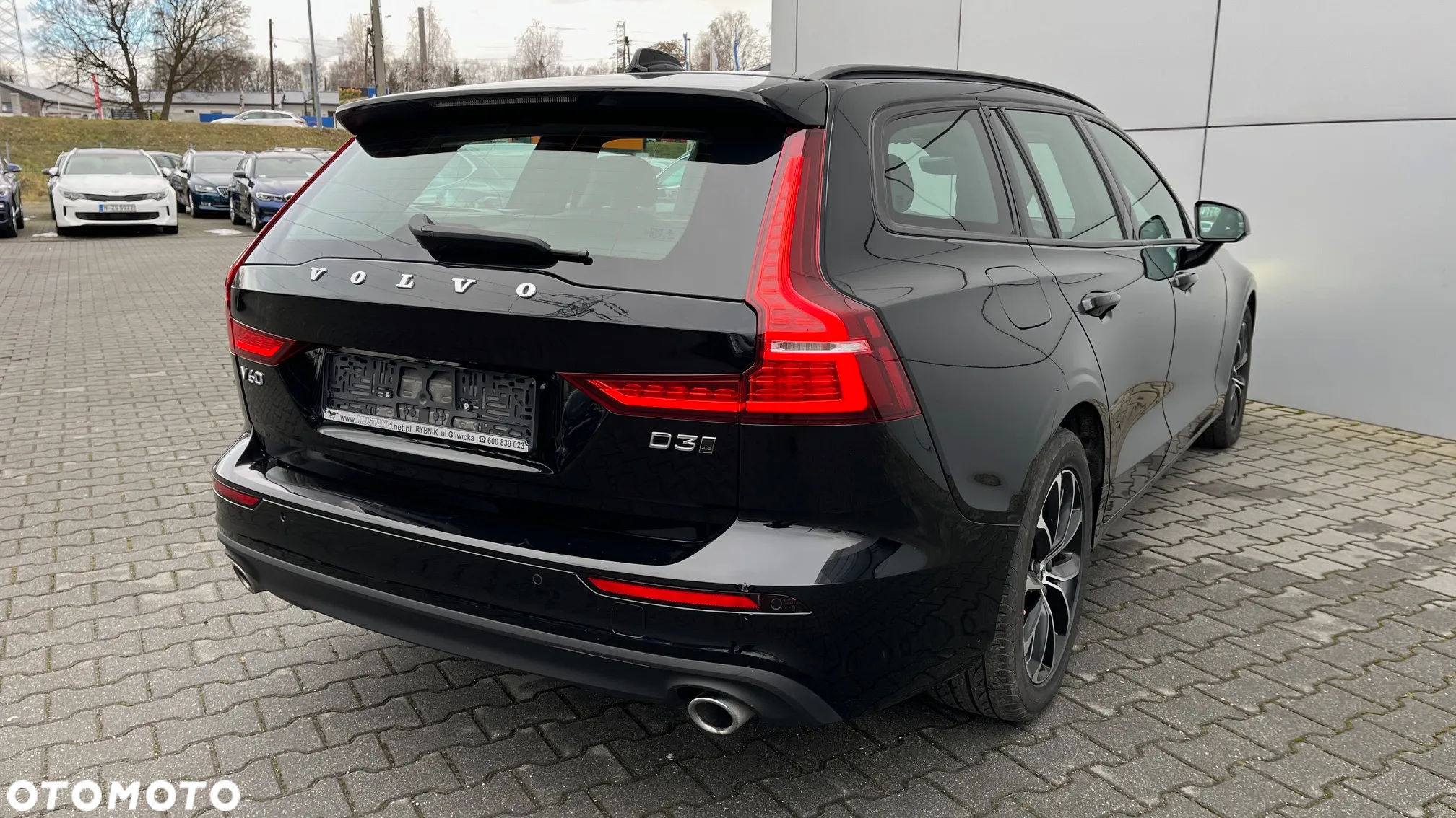 Volvo V60 D3 AWD Momentum - 8