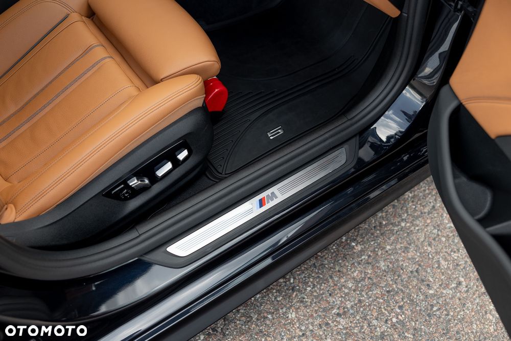 BMW Seria 5 520d xDrive MHEV M Sport sport - 37