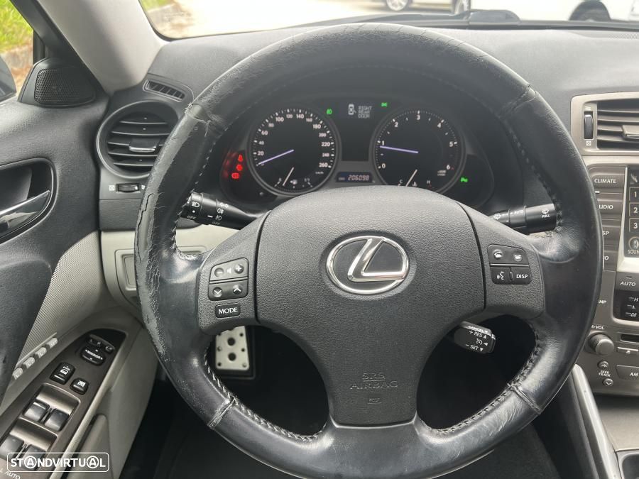 Lexus IS 220 d Luxury 46 - 22