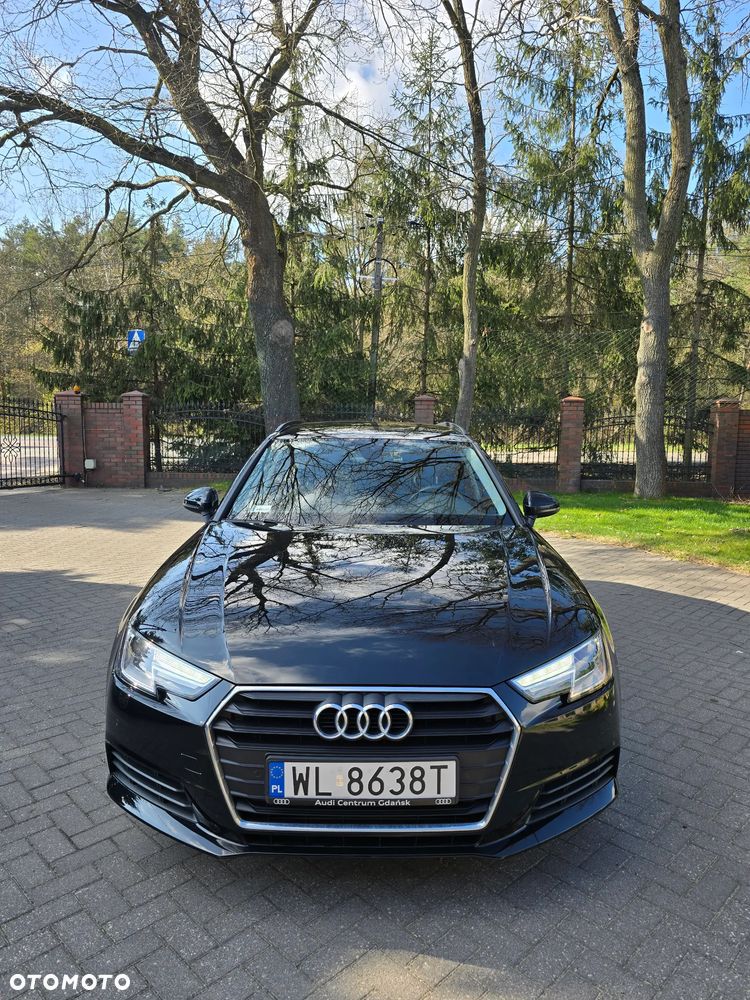 Audi A4 Avant 2.0 TFSI ultra S tronic - 1