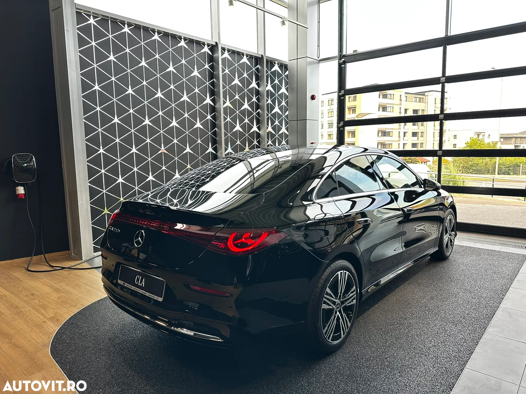 Mercedes-Benz CLA 250+ Coupe - 4