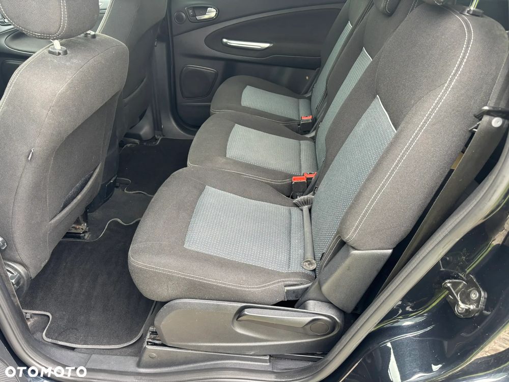 Ford S-Max 2.0 TDCi Trend - 6