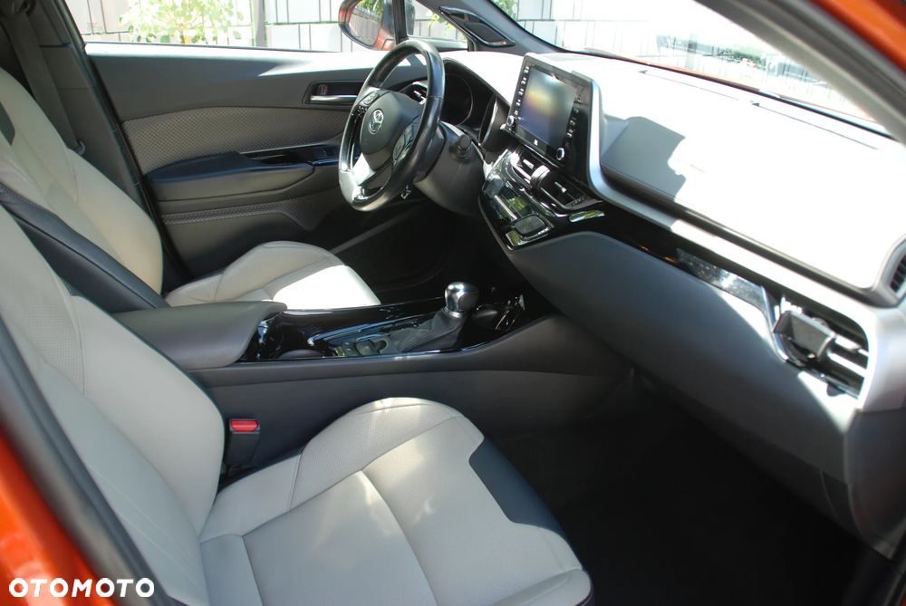 Toyota C-HR 2.0 Hybrid Premiere Edition - 14