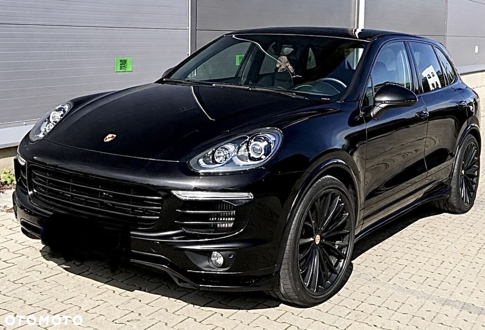 Porsche Cayenne S Platinum Edition - 2