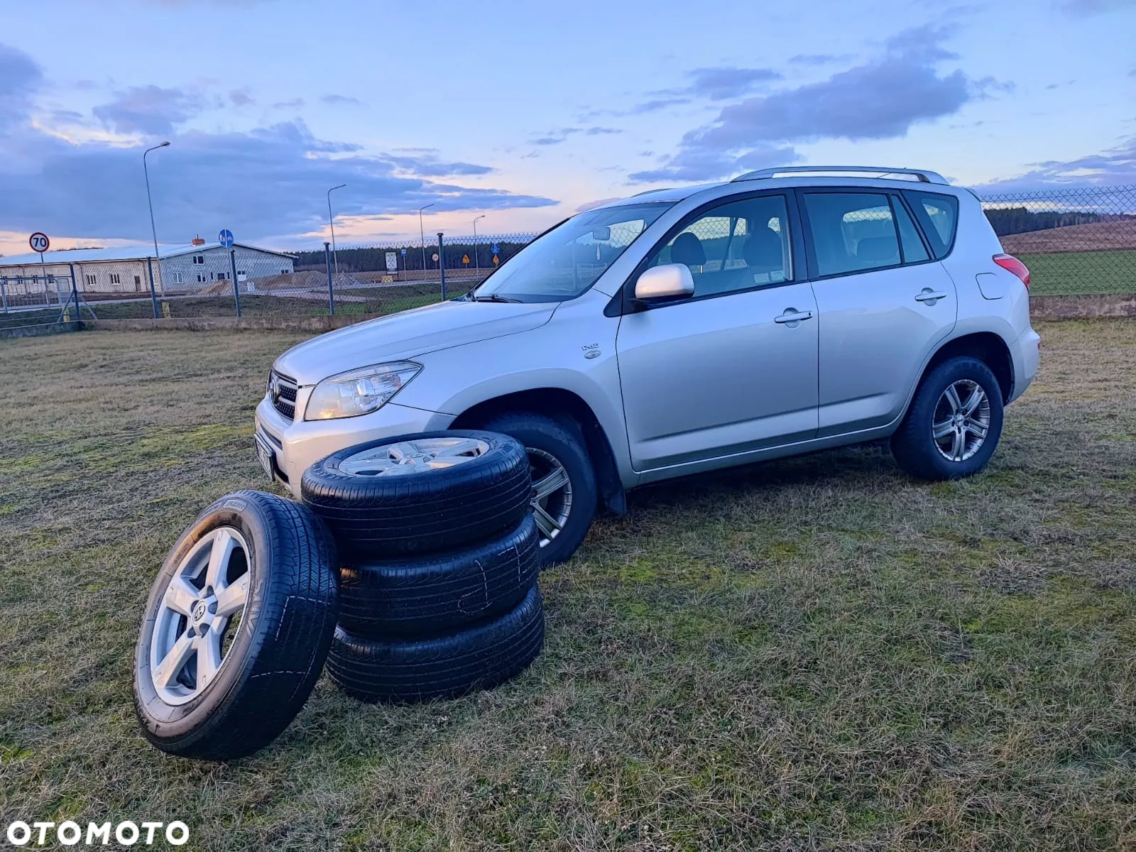 Toyota RAV4 2.2 D-4D Sol - 3