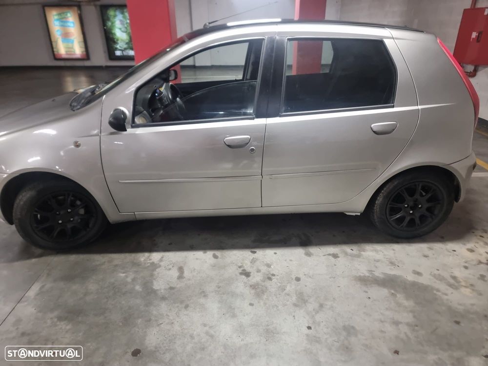 Fiat Punto 1.9 JTD 85 Emotion - 3
