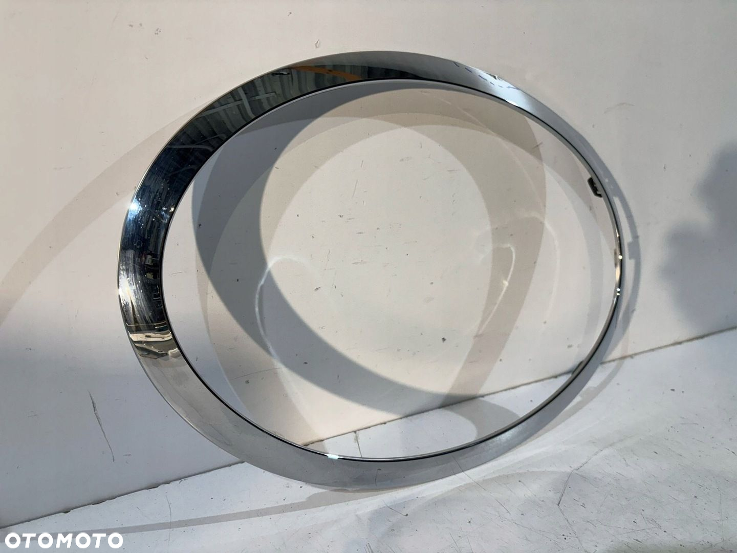 MINI F55 F56 Ramka Chrom lampy przód Lewa - 17589 - 2