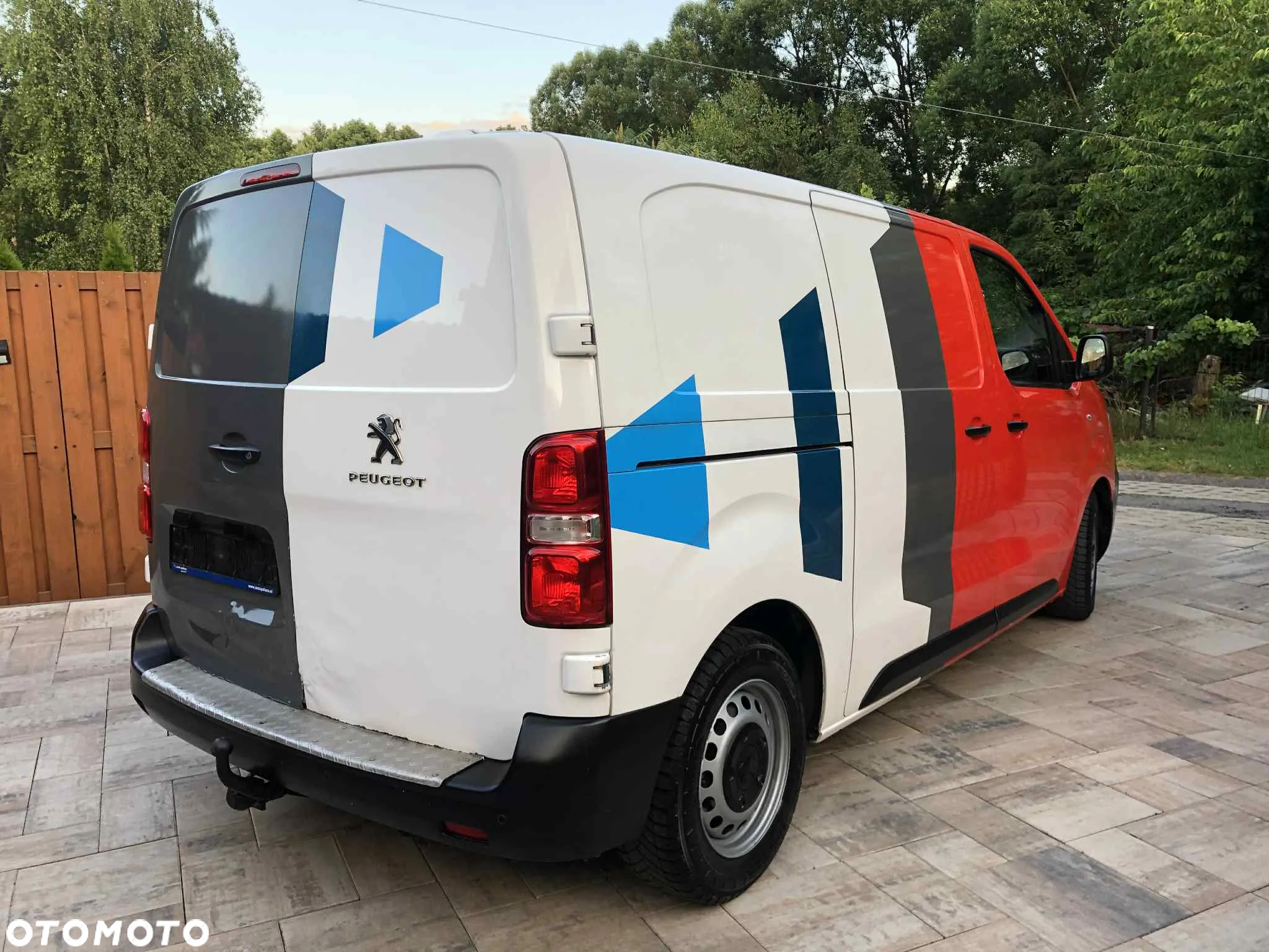 Peugeot Expert - 8