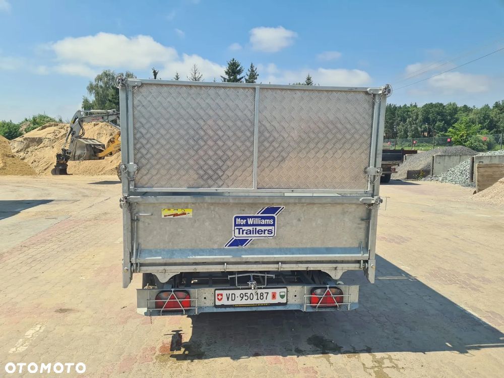 Ifor Williams - 18