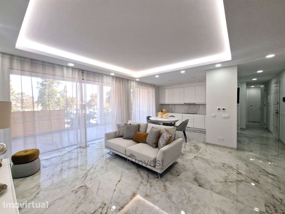 Apartamento T2 Novo com Garagem e Piscina - Lagos - Grande imagem: 2/36
