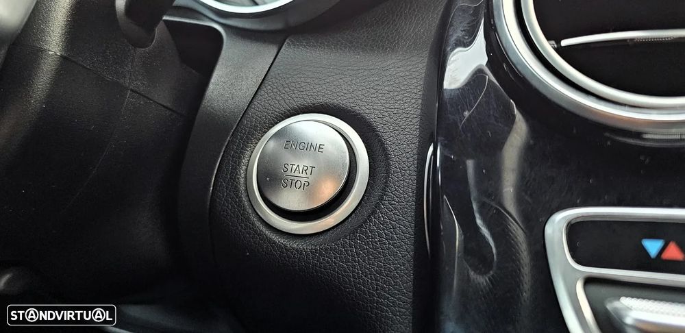 Mercedes-Benz GLC 220 d 4Matic 9G-TRONIC AMG Line - 29