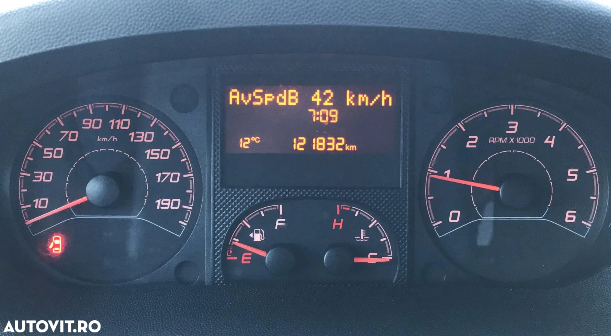 Peugeot Boxer HDi 330 L1H1 Active - 25