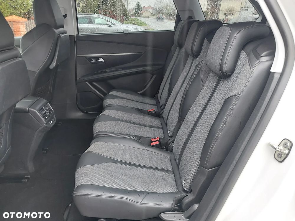 Peugeot 5008 - 20