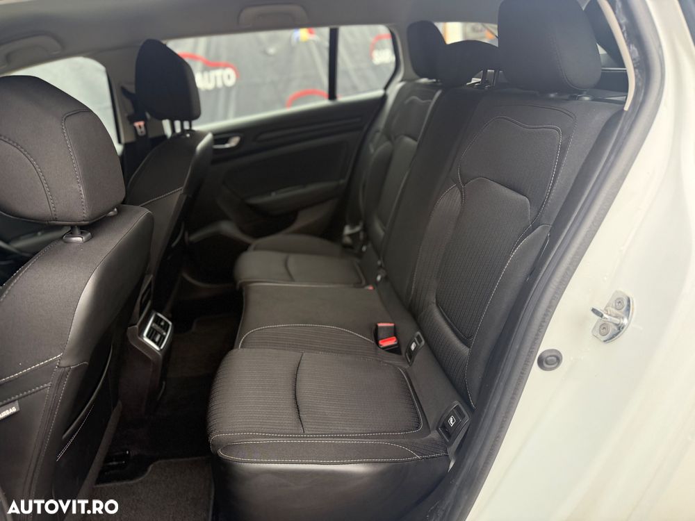 Renault Megane Estate Blue dCI Life - 20