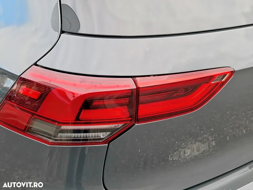 Volkswagen Golf 1.5 eTSI ACT DSG MHEV Life - 10