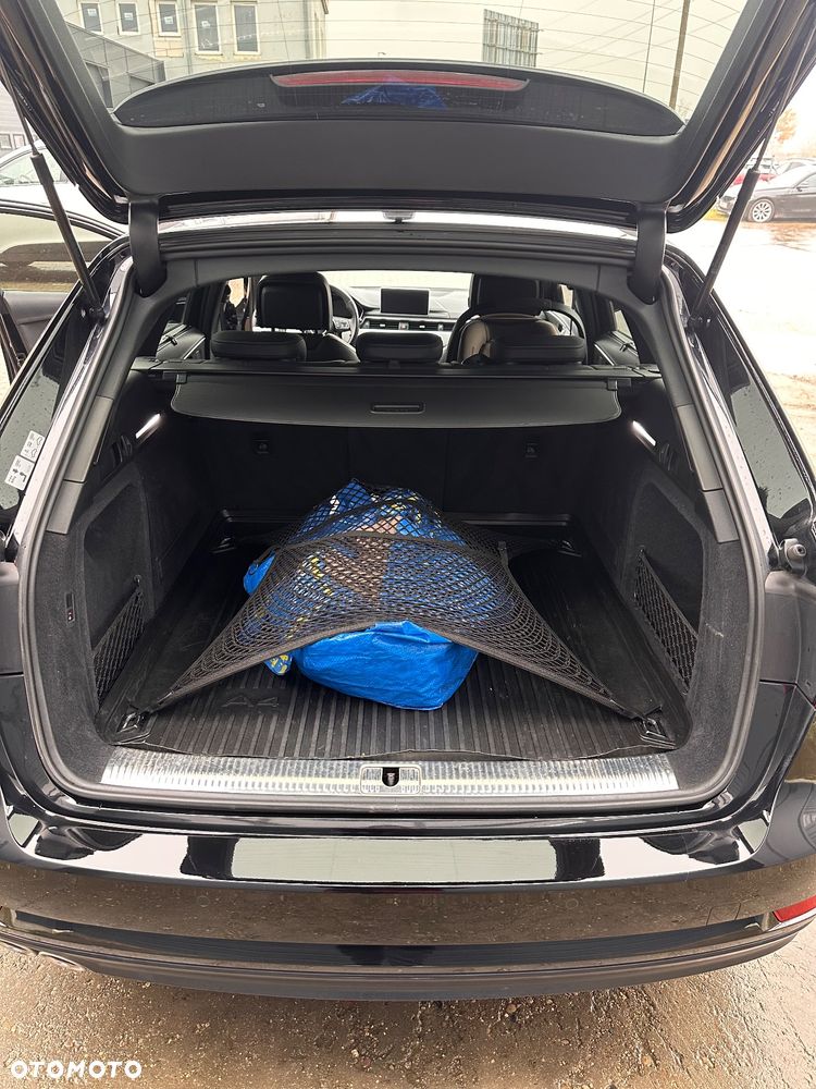 Audi A4 Avant 2.0 TDI Quattro S tronic - 11