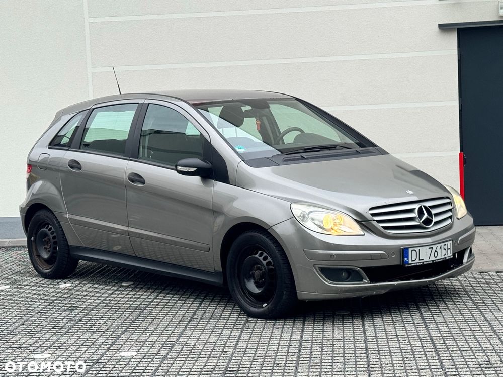 Mercedes-Benz Klasa B 180 CDI Autotronic - 15