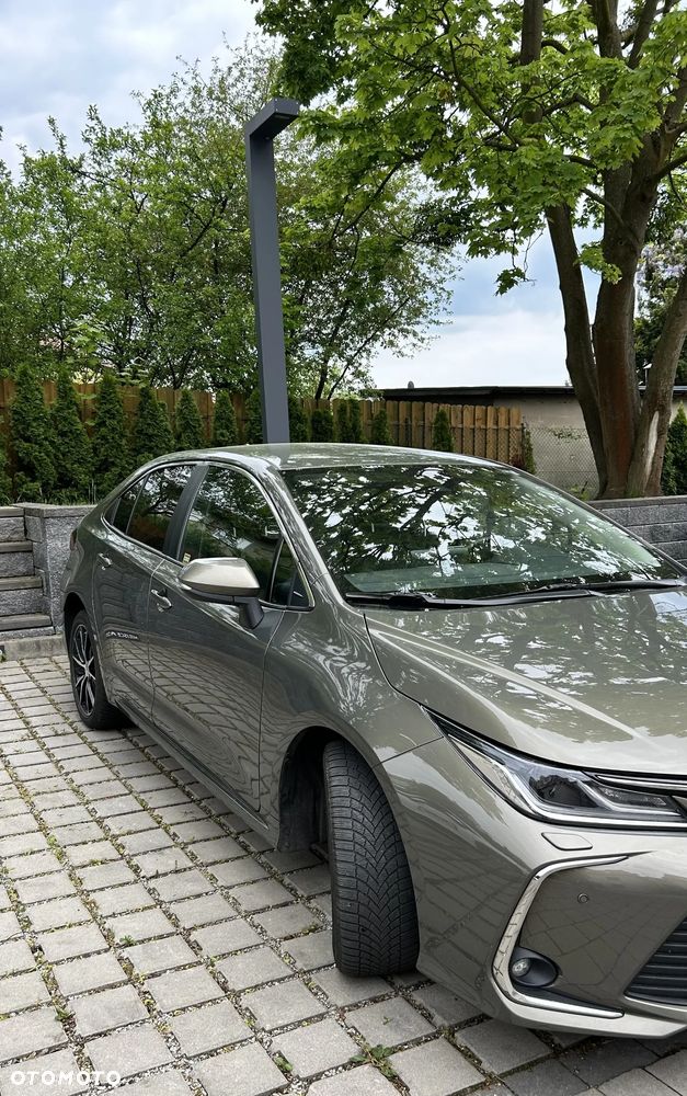 Toyota Corolla 1.8 Hybrid Comfort - 3