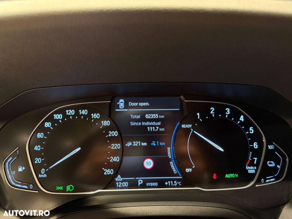 BMW Seria 3 330e iPerformance M Sport - 31