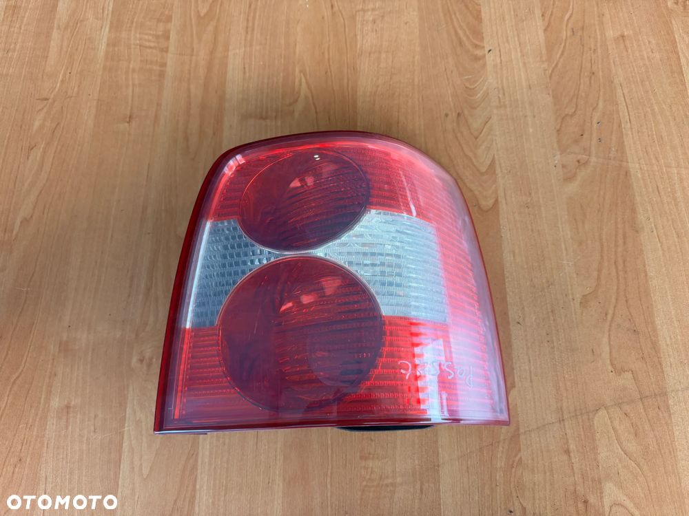Lampa tylna prawa Passat B5 lift Europa - 1