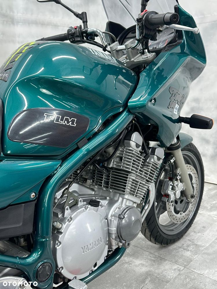 Yamaha XJ - 15