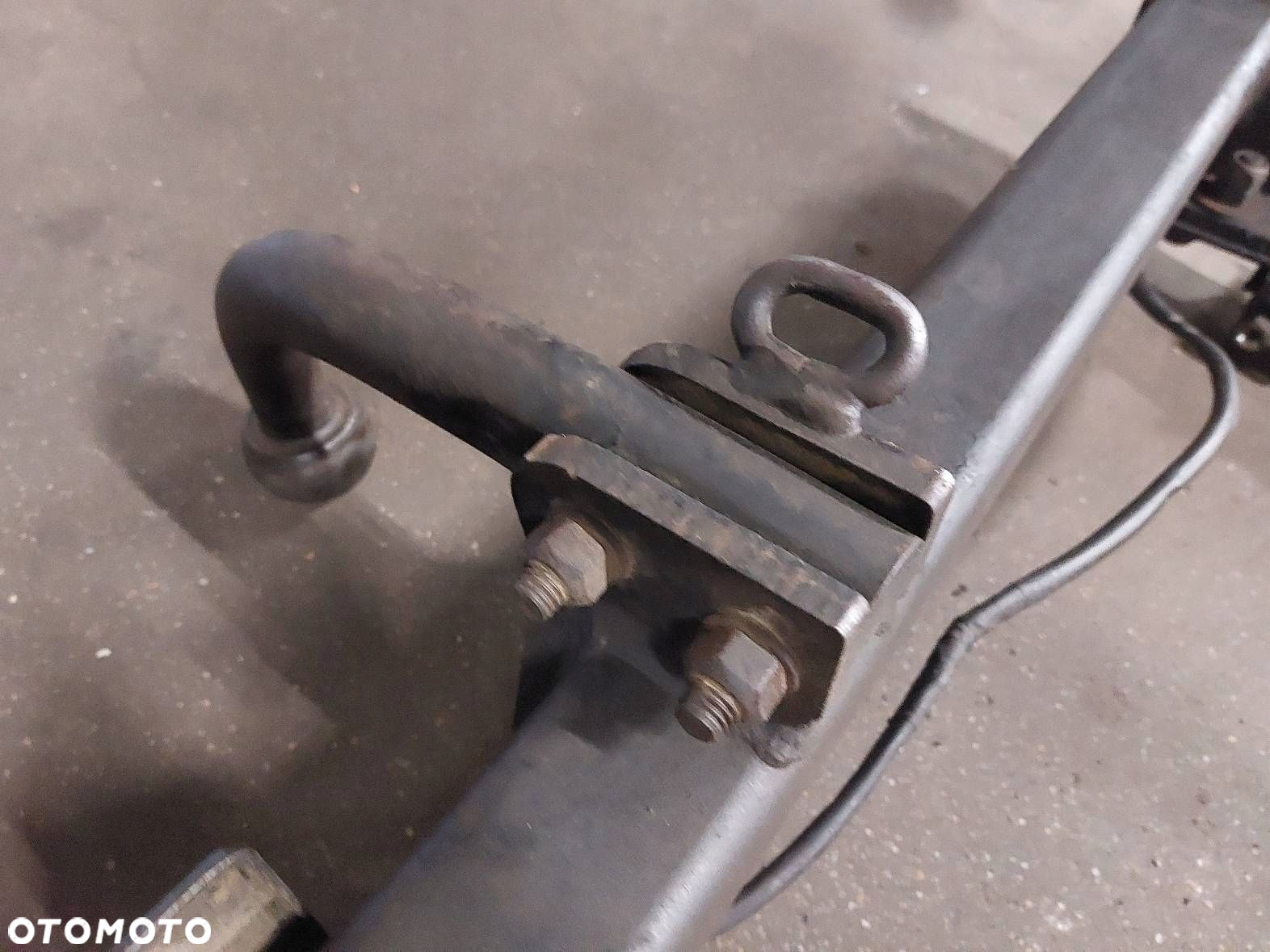 HAK HOLOWNICZY + TABLICZKA + WIĄZKA SUZUKI VITARA I 02-05r 3D - 3