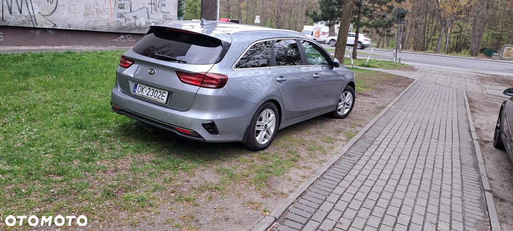 Kia Ceed 1.6 CRDi GT Line - 4