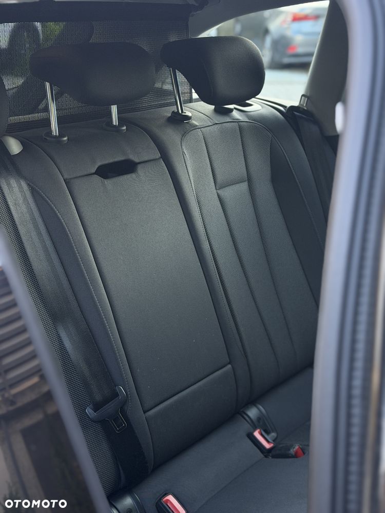 Audi A4 Avant 2.0 TDI - 26