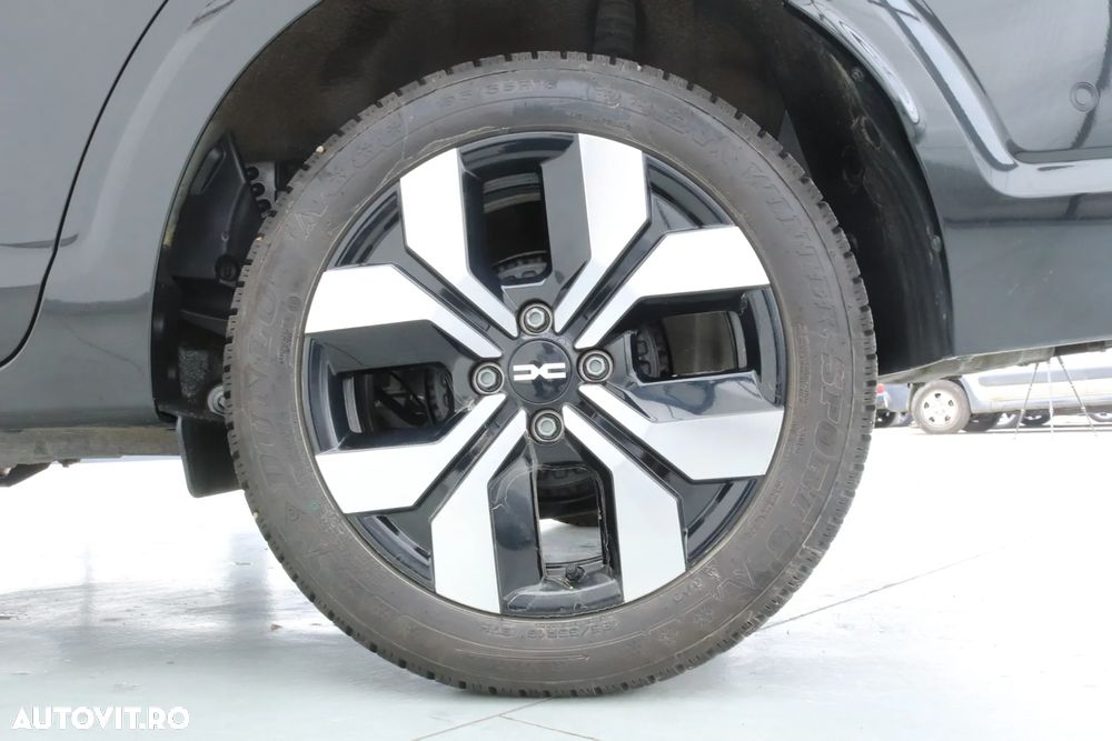 Dacia Logan TCe 90 MT6 Journey - 8