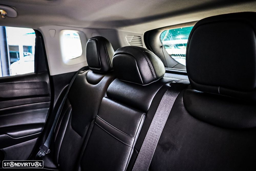 Jeep Compass 1.3 TG Trailhawk - 14